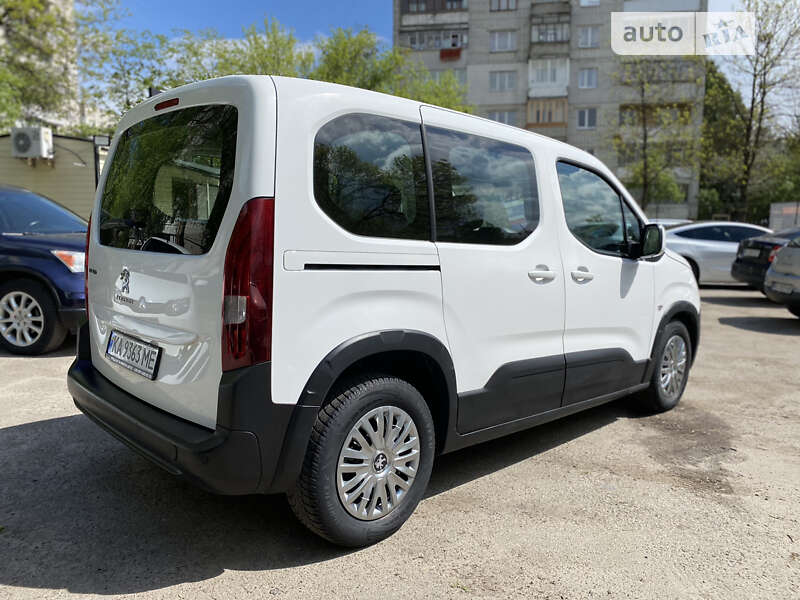 Минивэн Peugeot Rifter 2019 в Львове