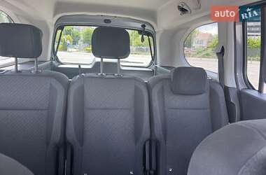 Минивэн Peugeot Rifter 2023 в 