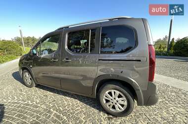 Минивэн Peugeot Rifter 2019 в 