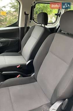 Минивэн Peugeot Rifter 2020 в 