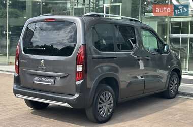 Минивэн Peugeot Rifter 2020 в 