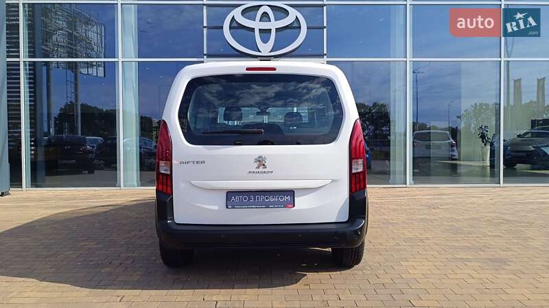 Минивэн Peugeot Rifter 2020 в Киеве фото 4 Минивэн Peugeot Rifter 2020 в Киеве