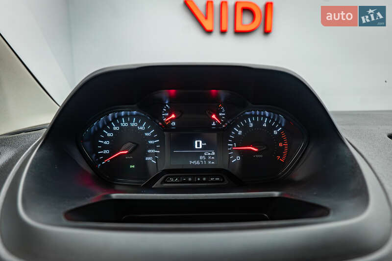 Минивэн Peugeot Rifter 2020 в Киеве фото 9 Минивэн Peugeot Rifter 2020 в Киеве