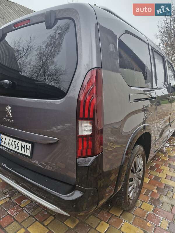 Мінівен Peugeot Rifter 2020 в Києві фото 29 Мінівен Peugeot Rifter 2020 в Києві