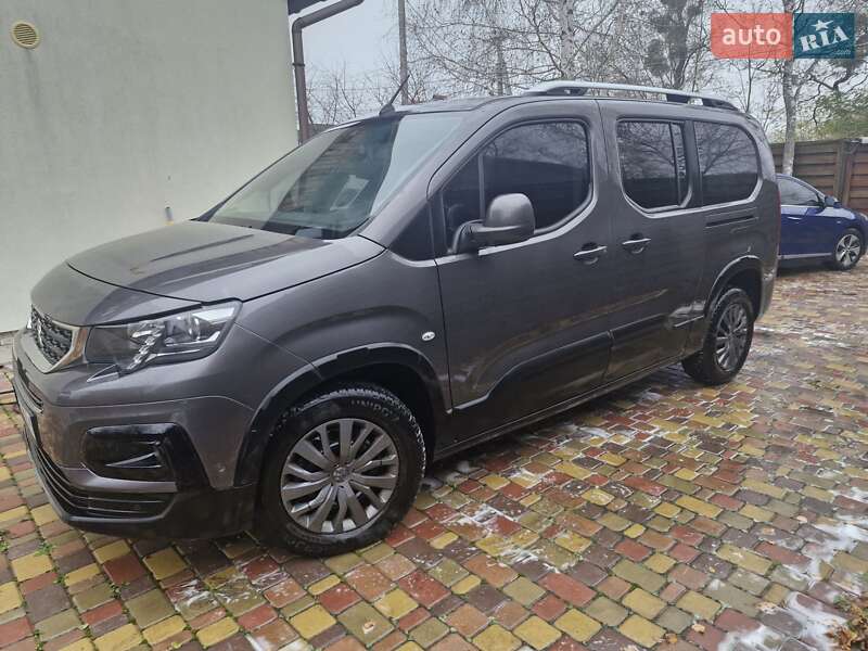 Мінівен Peugeot Rifter 2020 в Києві фото 43 Мінівен Peugeot Rifter 2020 в Києві