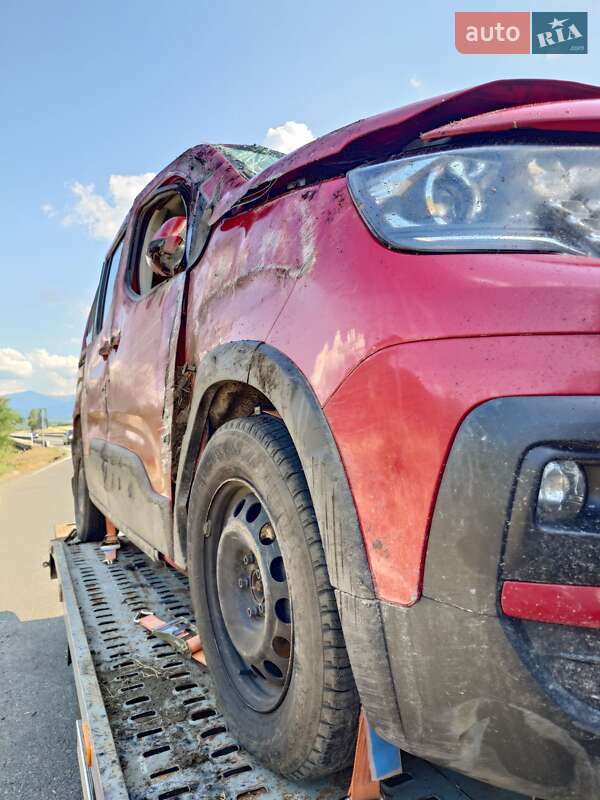 Минивэн Peugeot Rifter 2019 в Ивано-Франковске фото 2 Минивэн Peugeot Rifter 2019 в Ивано-Франковске