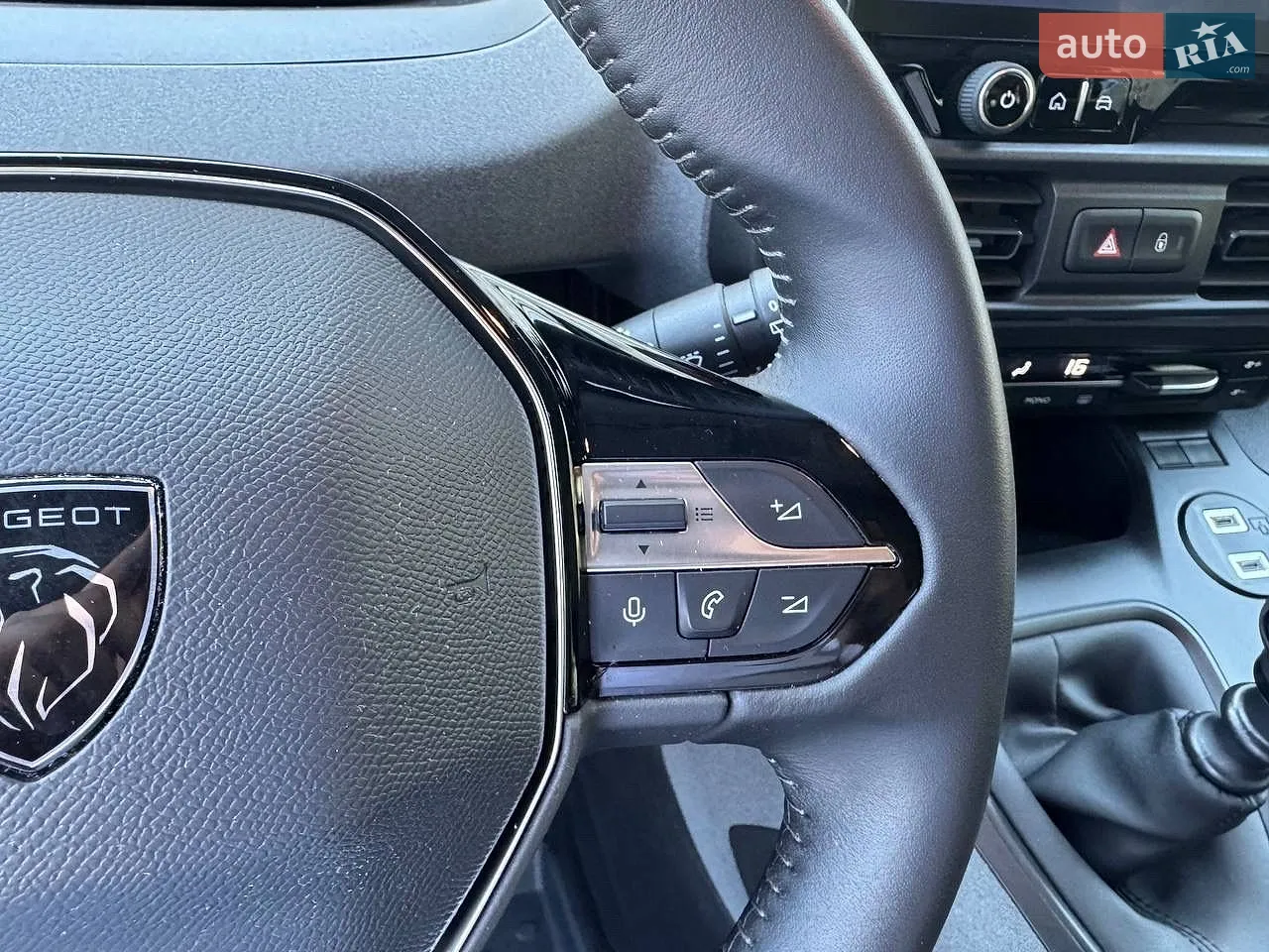2025 Peugeot Rifter - мініатюра 21