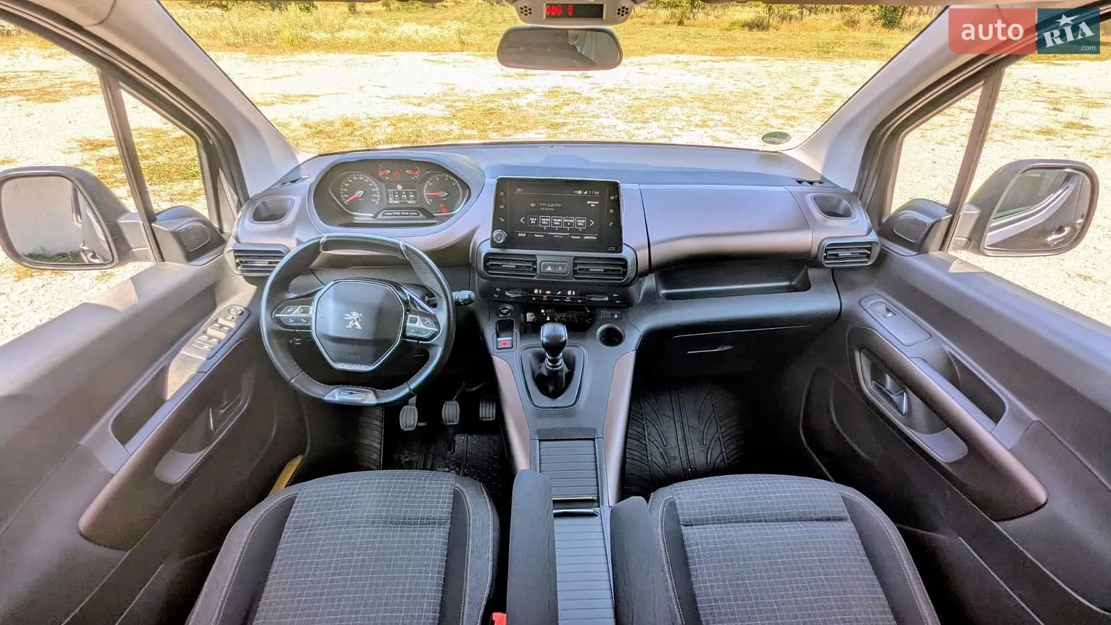 2018 Peugeot Rifter - мініатюра 16