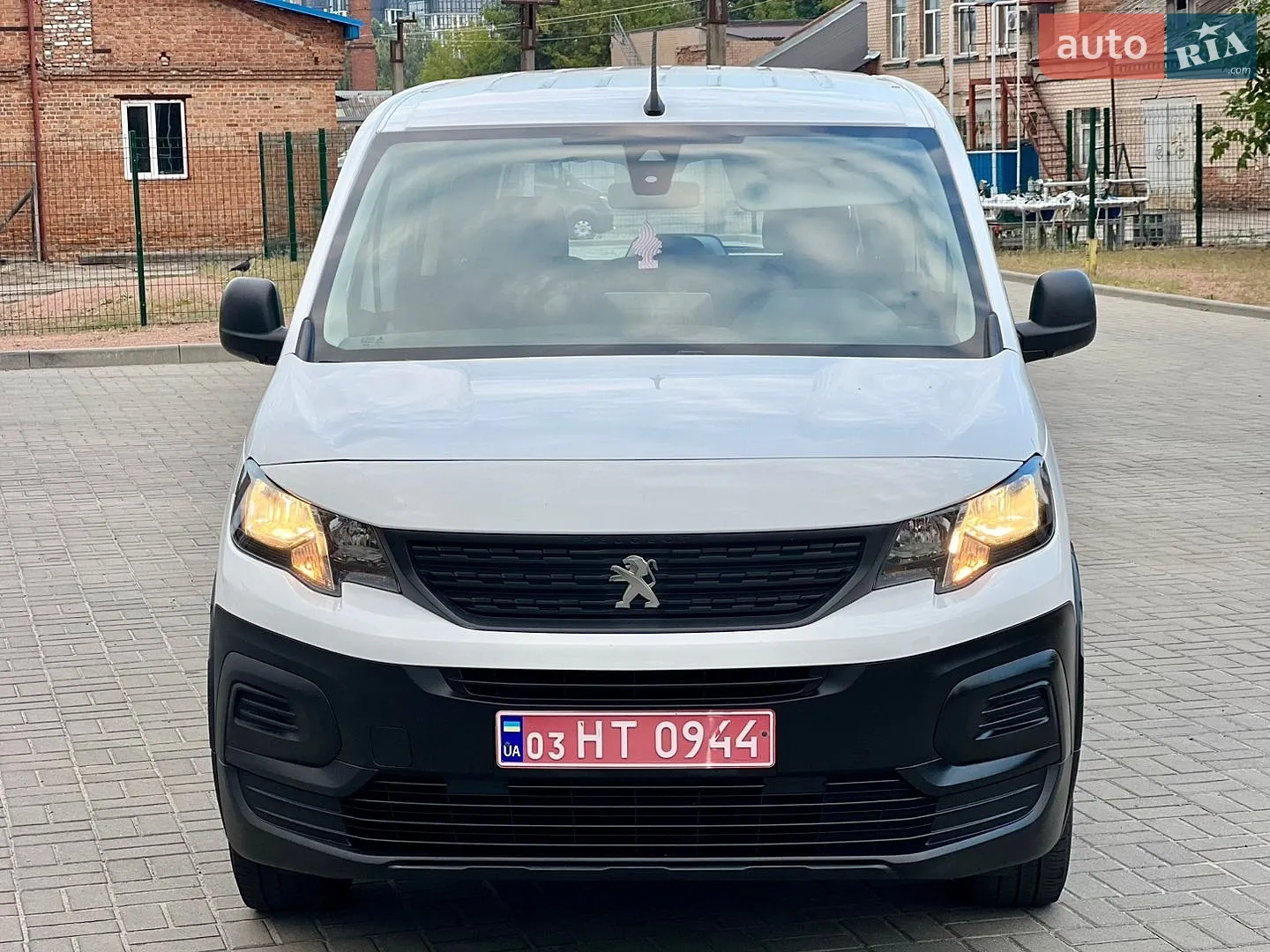 2020 Peugeot Rifter - мініатюра 37
