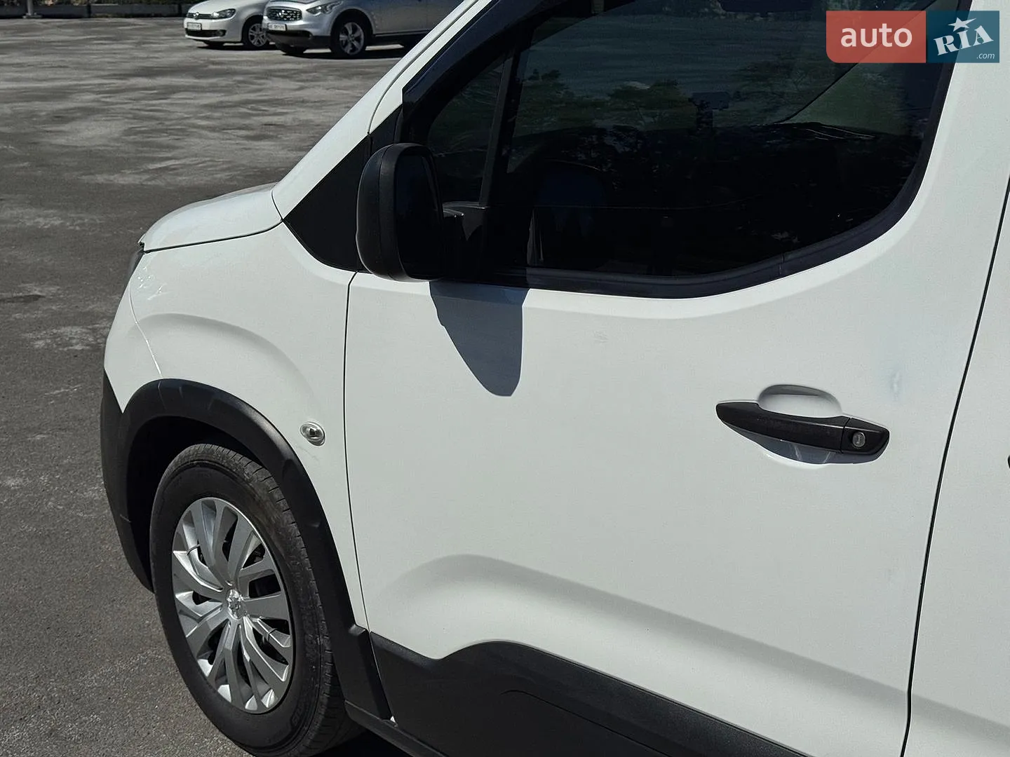2019 Peugeot Rifter - мініатюра 17