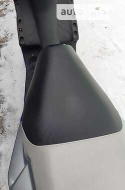 Скутер Peugeot Speedfight 2005 в 