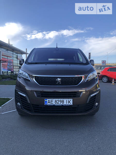 Мінівен Peugeot Traveller 2017 в Києві