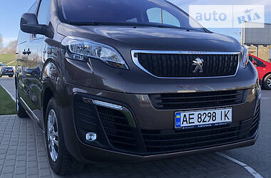 Минивэн Peugeot Traveller 2017 в Киеве