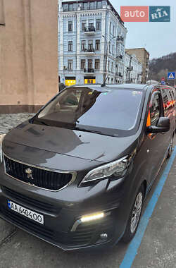 Минивэн Peugeot Traveller 2020 в 