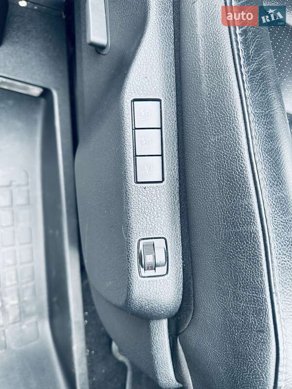 Мінівен Peugeot Traveller 2020 в Києві