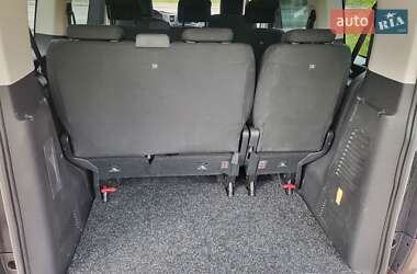 Минивэн Peugeot Traveller 2017 в 