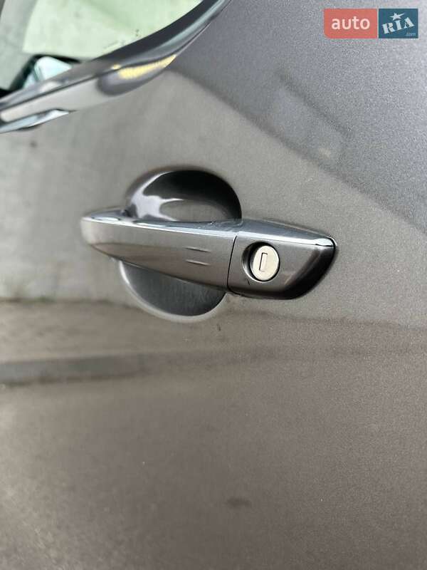 Минивэн Peugeot Traveller 2018 в Киеве