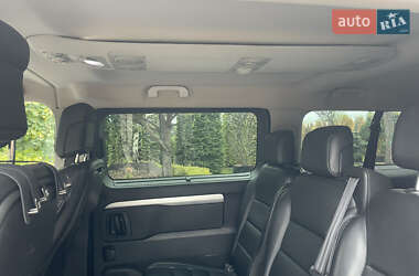 Минивэн Peugeot Traveller 2020 в 