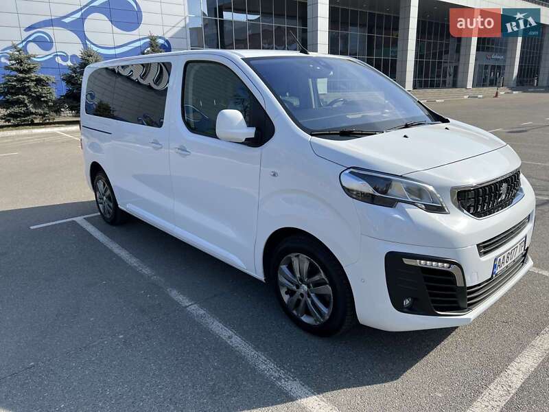 Peugeot Traveller 2018