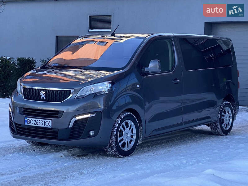 Peugeot Traveller 2017