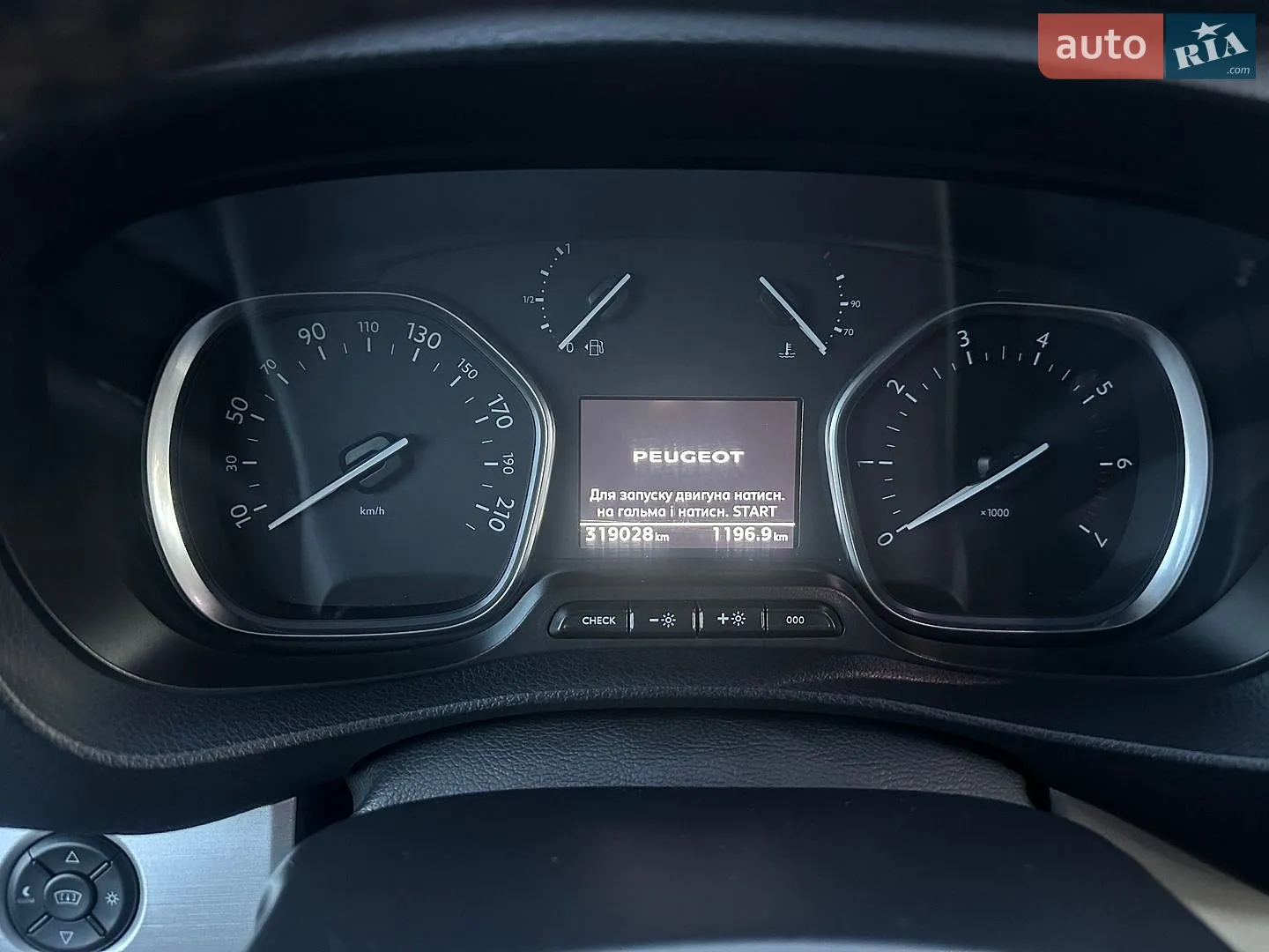 2018 Peugeot Traveller - мініатюра 17