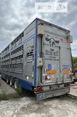Для перевозки животных - полуприцеп Pezzaioli SBA 2001 в Одессе
