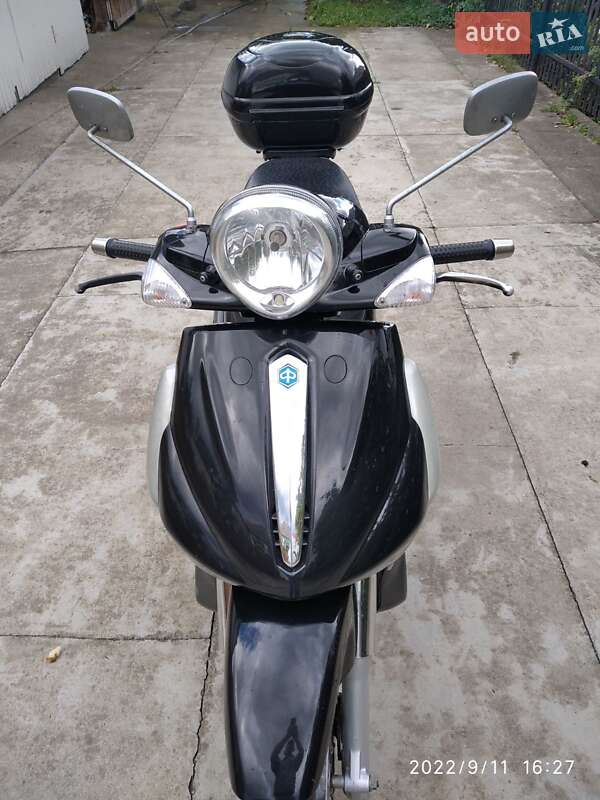 Макси-скутер Piaggio Beverly 500 2007 в Калуше