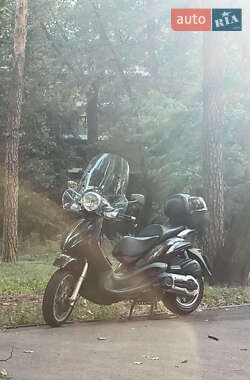 Макси-скутер Piaggio Beverly 500 2006 в Киеве