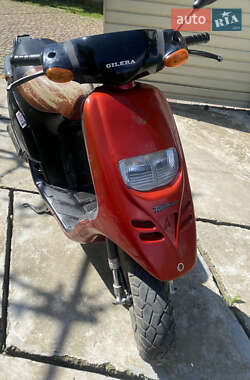 Скутер Piaggio Gilera 2000 в 