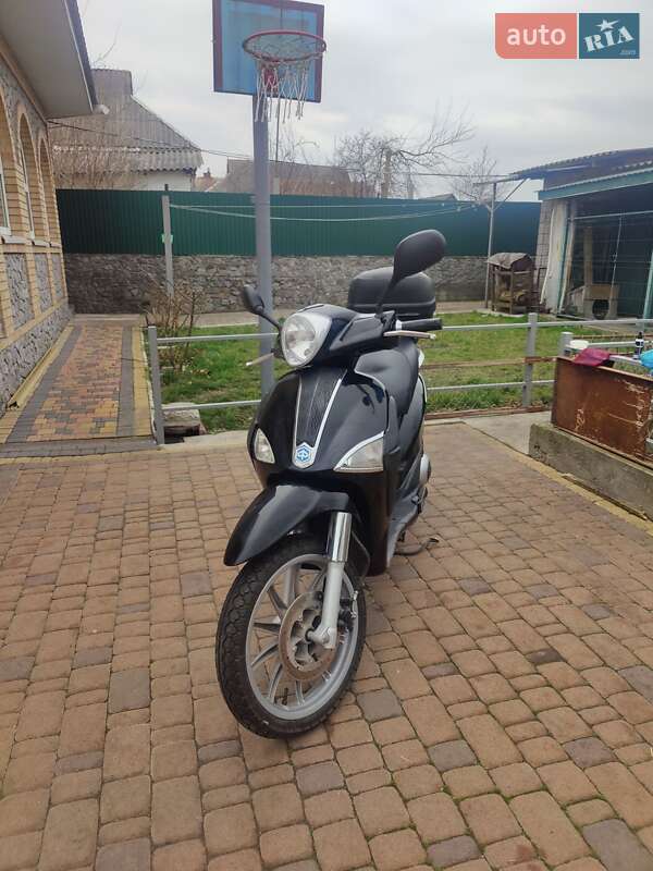 Скутер Piaggio Liberty 2011 в Білій Церкві