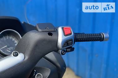 Макси-скутер Piaggio MP3 2014 в 