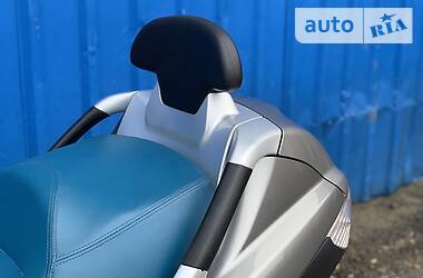 Макси-скутер Piaggio MP3 2014 в 