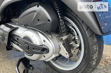Макси-скутер Piaggio MP3 2014 в 