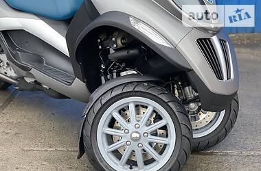 Макси-скутер Piaggio MP3 2014 в 