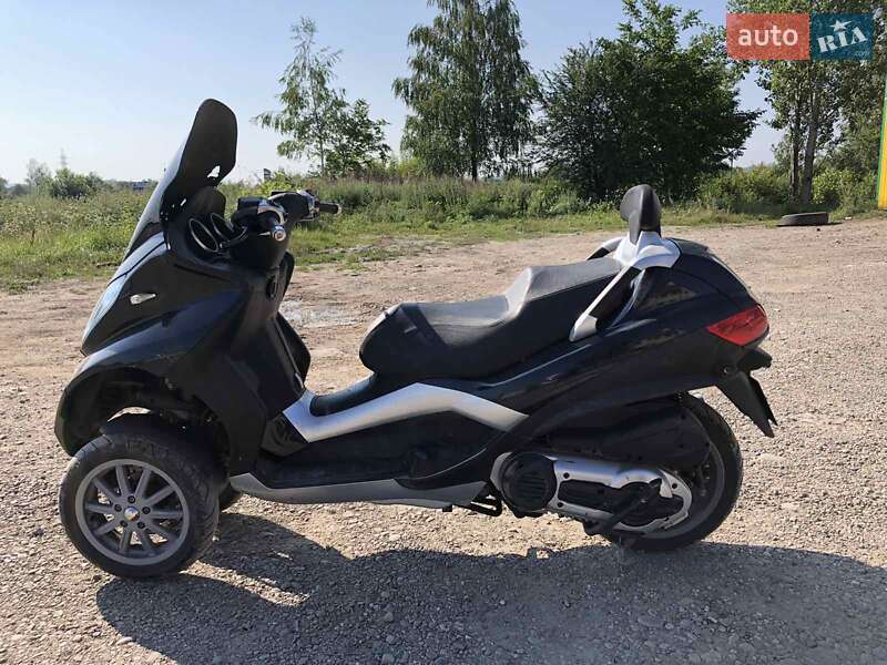 Скутер Piaggio MP3 2011 в Галиче