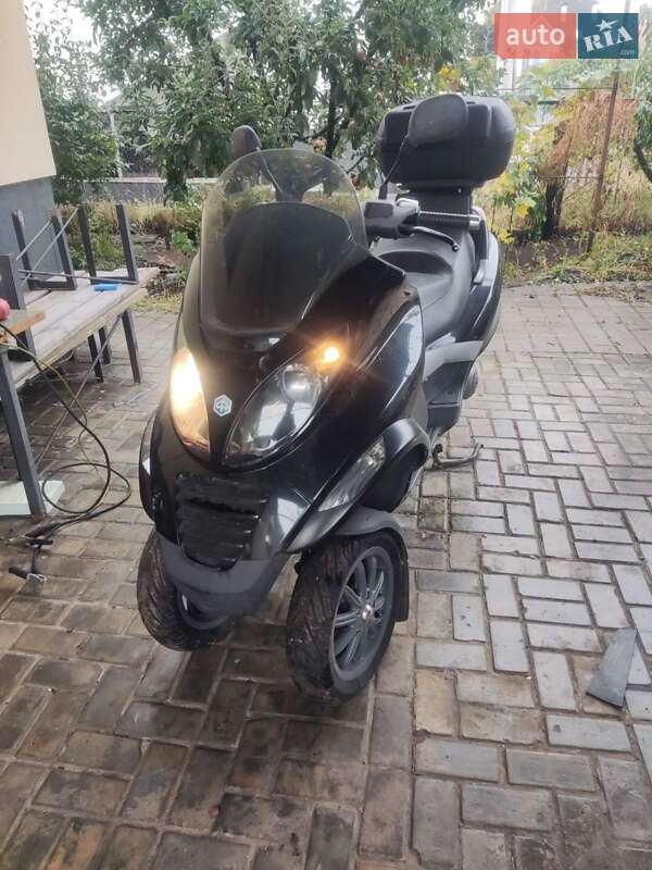 Вантажні моторолери, мотоцикли, скутери, мопеди Piaggio MP3 2007 в Києві фото 11 Вантажні моторолери, мотоцикли, скутери, мопеди Piaggio MP3 2007 в Києві