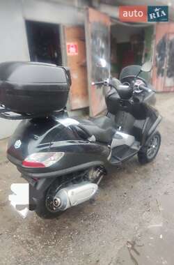 Грузовые мотороллеры, мотоциклы, скутеры, мопеды Piaggio MP3 2007 в Киеве
