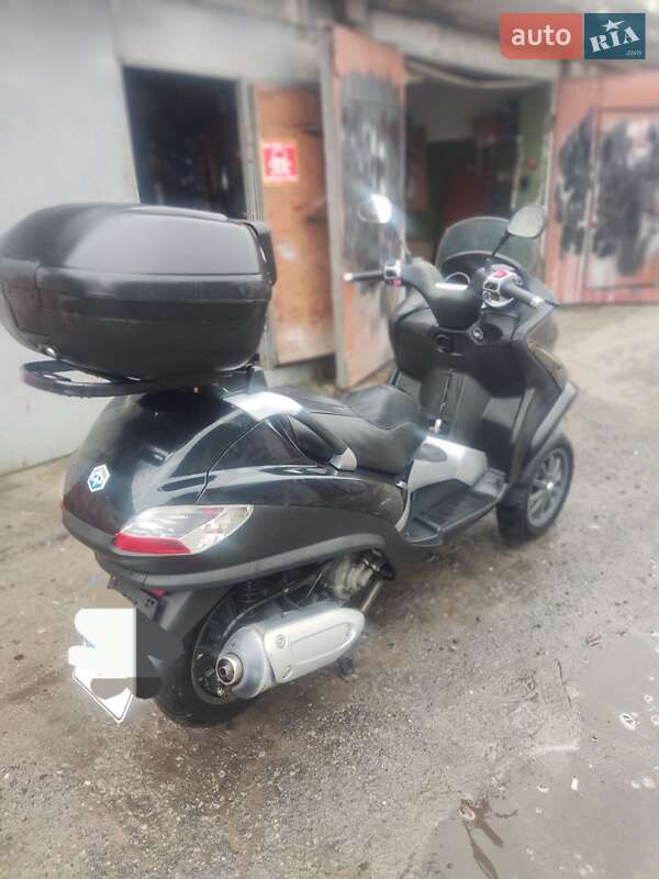 Вантажні моторолери, мотоцикли, скутери, мопеди Piaggio MP3 2007 в Києві фото 13 Вантажні моторолери, мотоцикли, скутери, мопеди Piaggio MP3 2007 в Києві