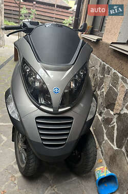 Скутер Piaggio MP3 2009 в Киеве фото 5 Скутер Piaggio MP3 2009 в Киеве