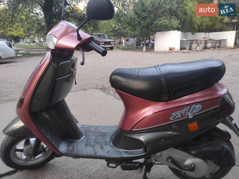 Скутер Piaggio Zip 2003 в Арцизові