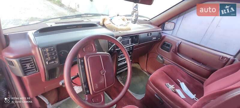 Мінівен Plymouth Voyager 1992 в Харкові