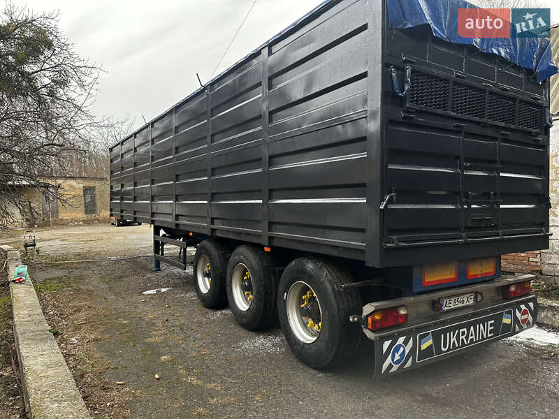 Бортовий напівпричіп PNO PNO 1989 в Люботині