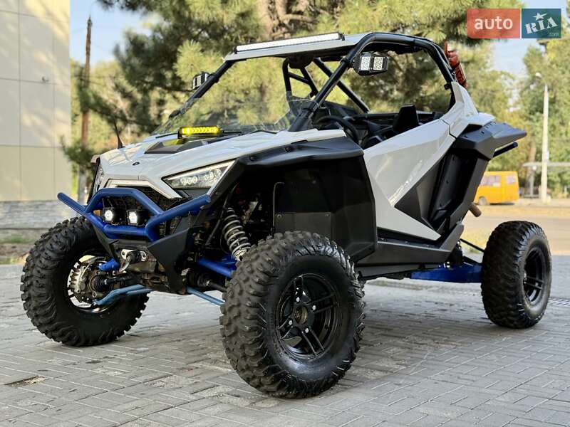 Мотовездеход Polaris RZR XP 1000 EPS 2020 в 