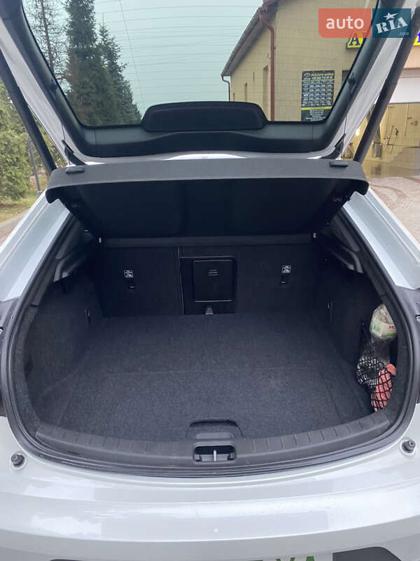 Седан Polestar 2 2020 в Львове