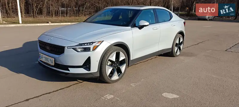 Седан Polestar 2 2022 в 