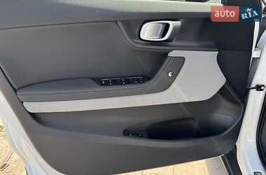 Лифтбек Polestar 2 2023 в 