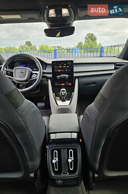 Фастбэк Polestar 2 2023 в 