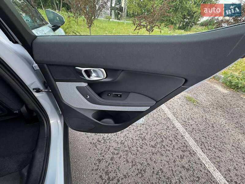 Ліфтбек Polestar 2 2023 в Києві фото 45 Ліфтбек Polestar 2 2023 в Києві