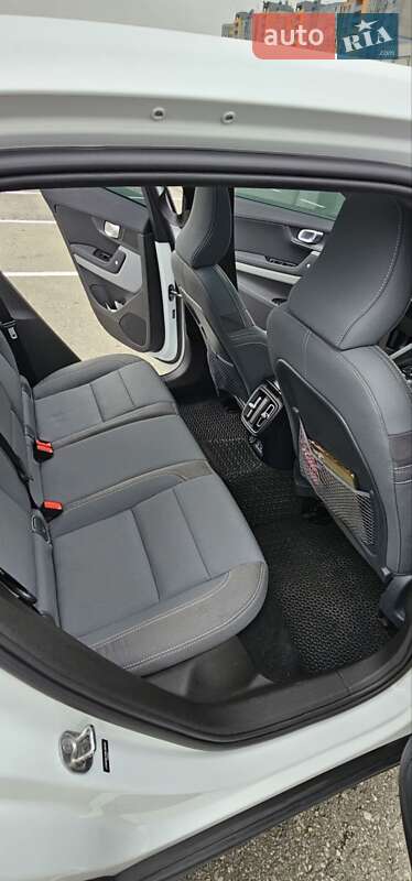 Ліфтбек Polestar 2 2022 в Малині