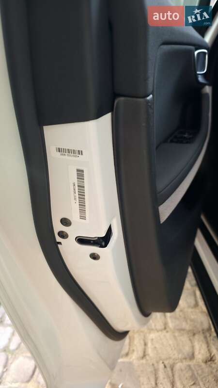 Лифтбек Polestar 2 2022 в Ирпене